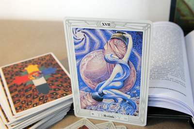 Tarotová karta Hvězda – Crowleyho tarot (Thothův tarot)